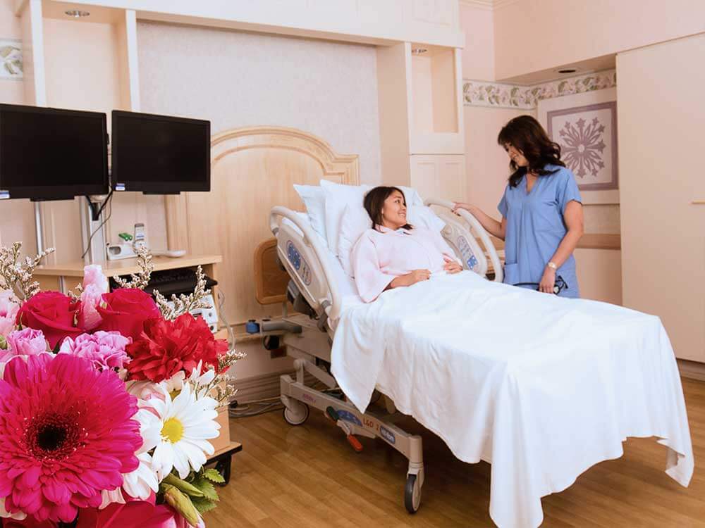 Our Maternity Services at The Queen’s Medical Center The Queen′s