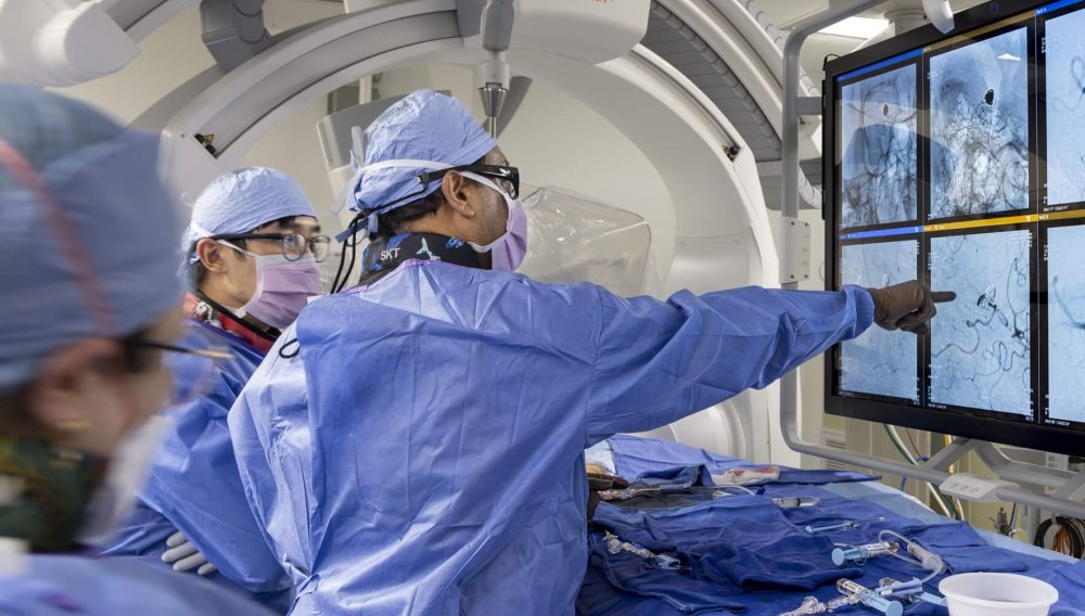 Photo-Cerebral Venous Congestion & CSF Disorders Ctr, med-3281copped final